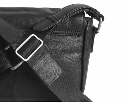 MARGELISCH Leder-Umhängetasche Fugo 1 - black