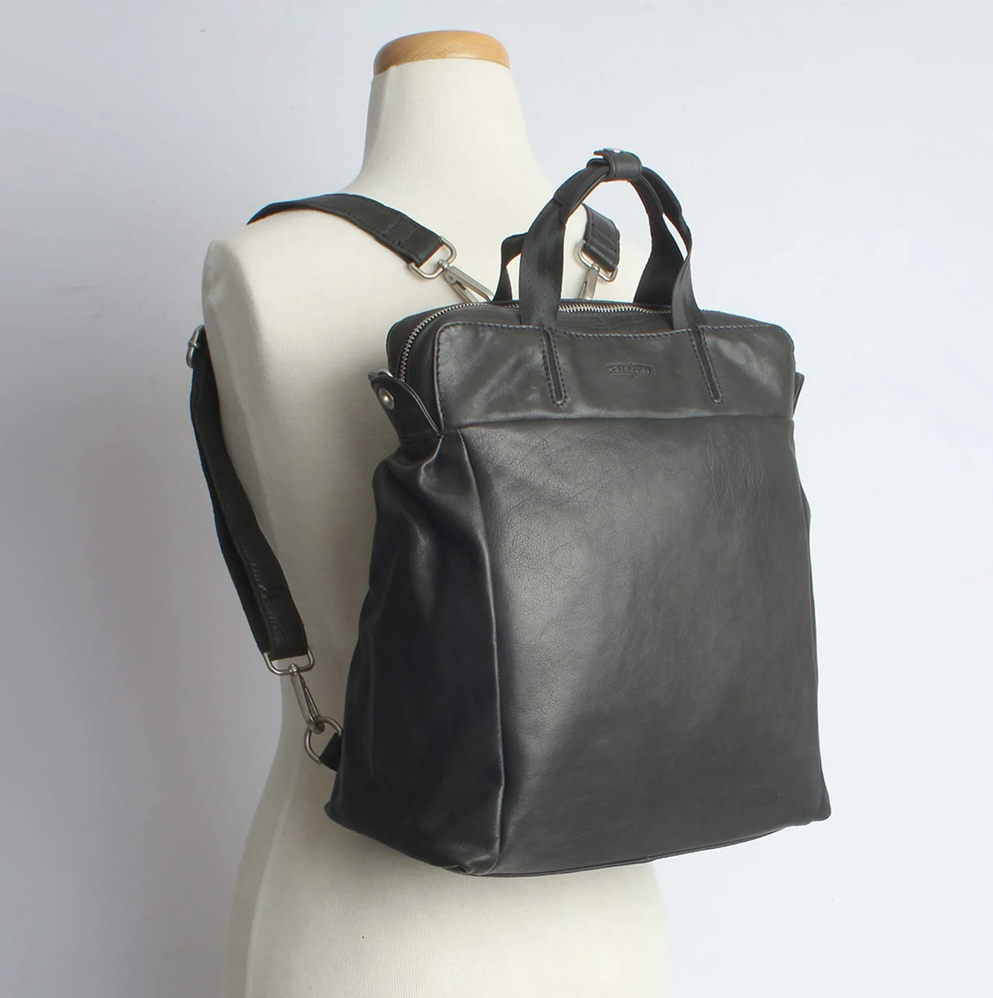 MARGELISCH Leder-Laptoprucksack Nuria 3 - black