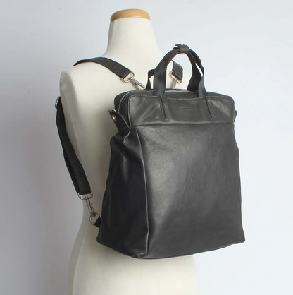 MARGELISCH Leder-Laptoprucksack Nuria 3 - black