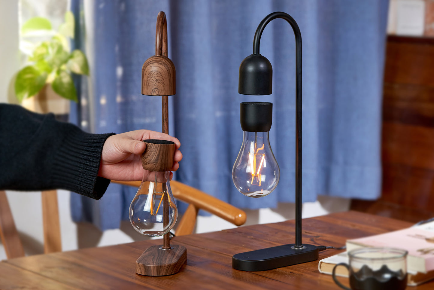 Gingko Design - Evaro Lightbulb lamp - Skulpturenhaftes Lichtobjekt